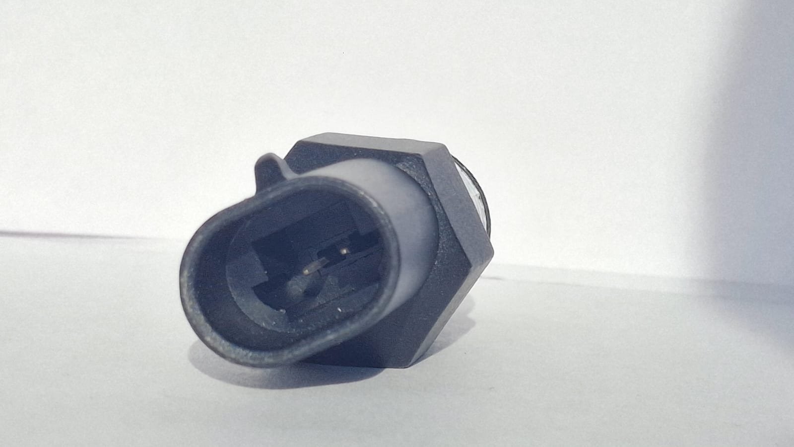 Index Air Temp Sensor Detroit 23515250 - Image 2